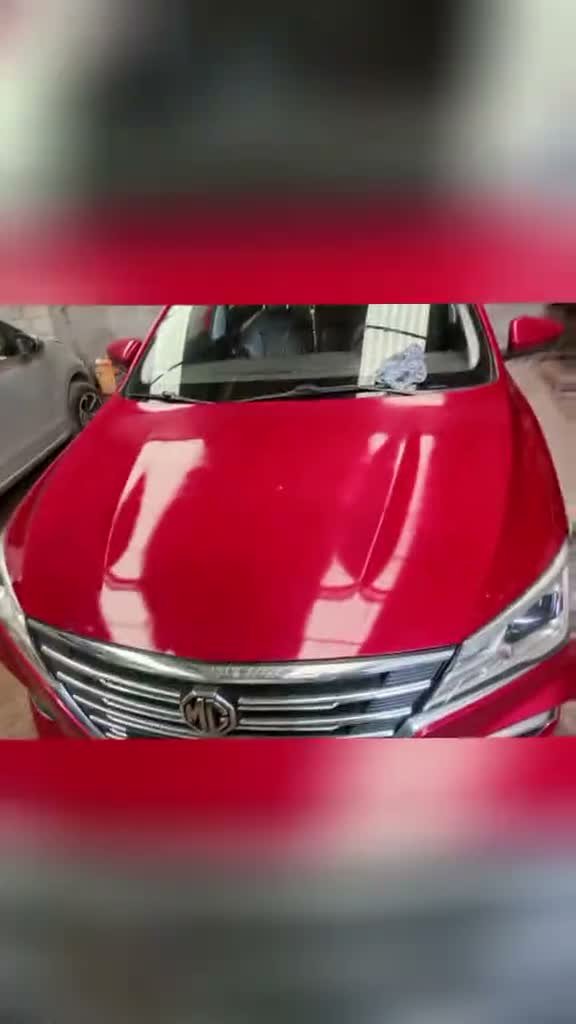 Detalle de brillo después de pulido y encerado